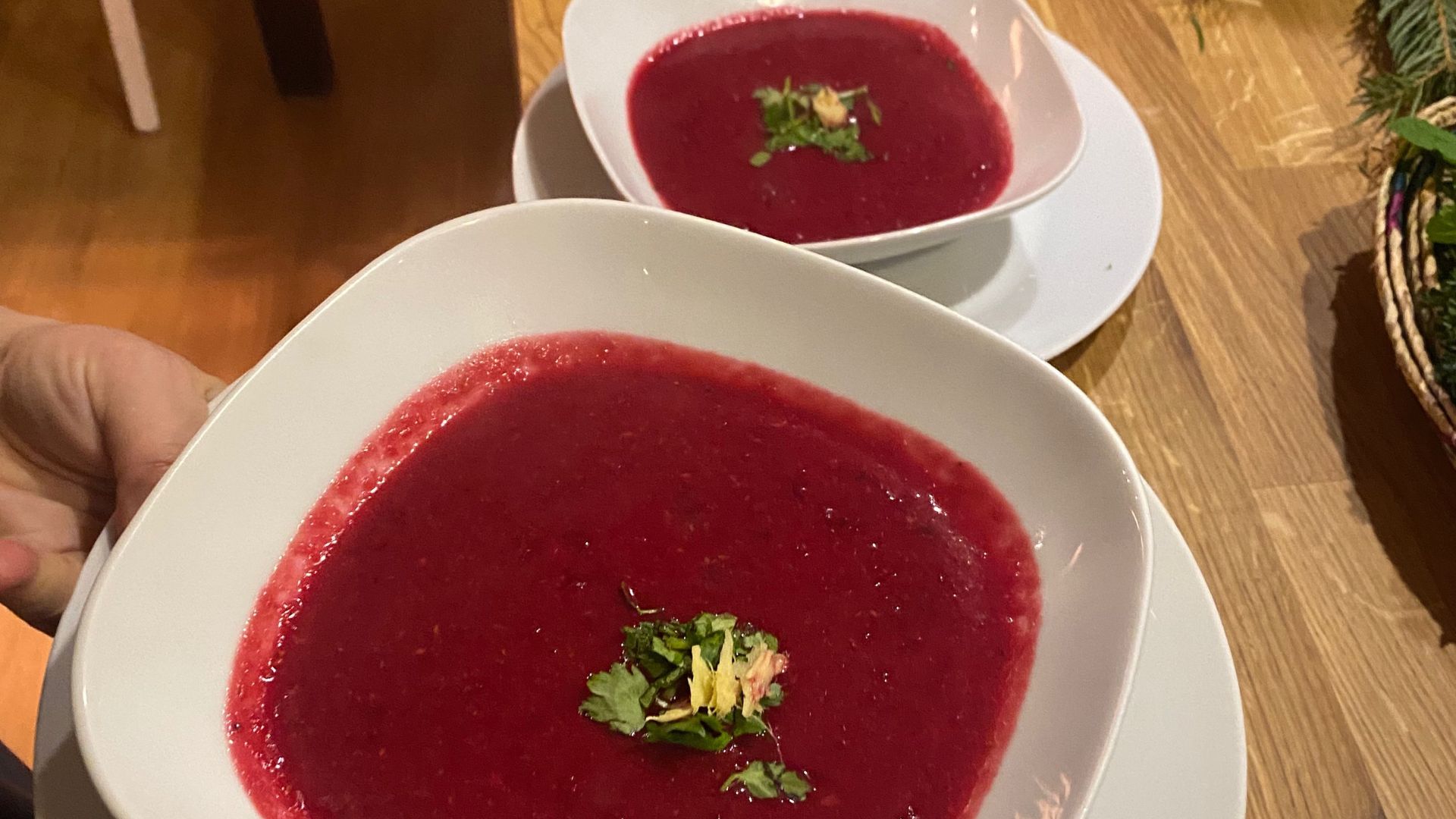 Leckere Rote Beete Birnen Suppe - in 30 Minuten fertig - Arosha Jaiprem ...